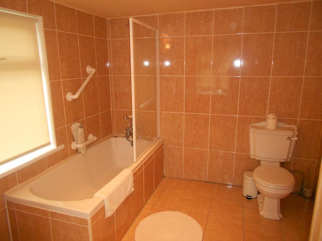 Tralia Farmhouse Self Catering Farranfore Pokój zdjęcie
