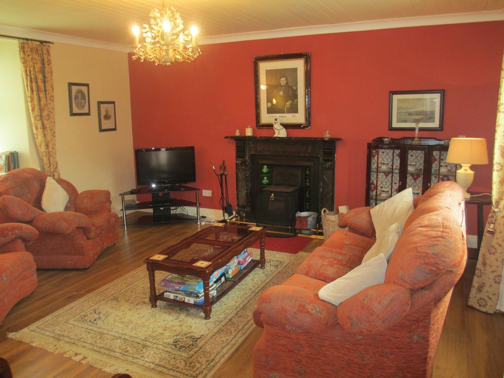 Tralia Farmhouse Self Catering Farranfore Pokój zdjęcie